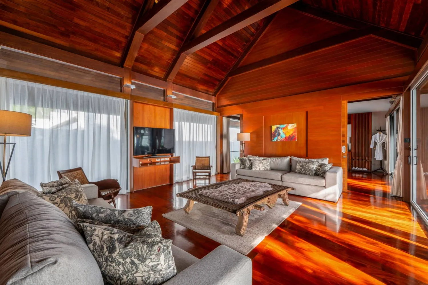 Property image - full photo 3