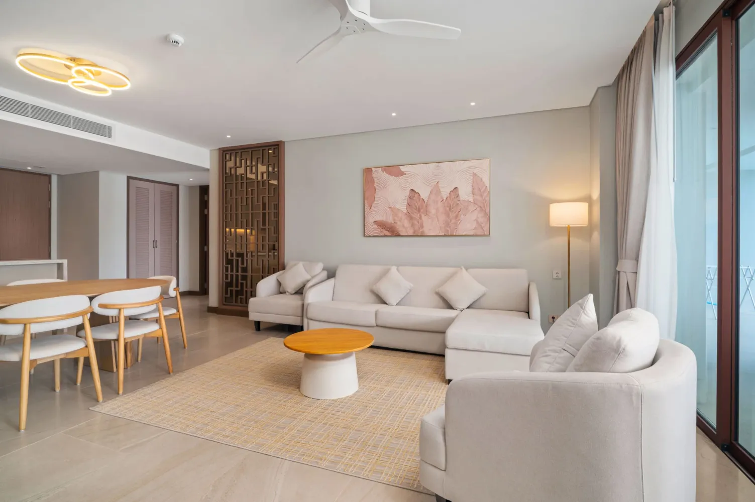 Property image - full photo 3
