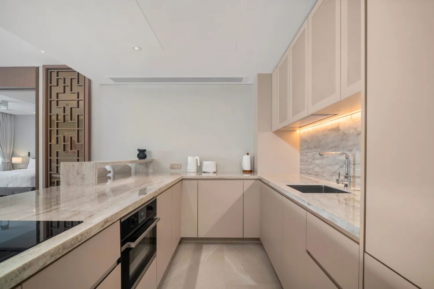 Property image - full photo 6