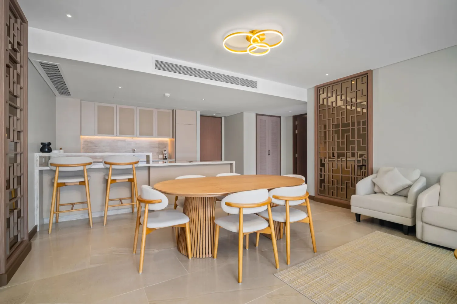 Property image - full photo 2