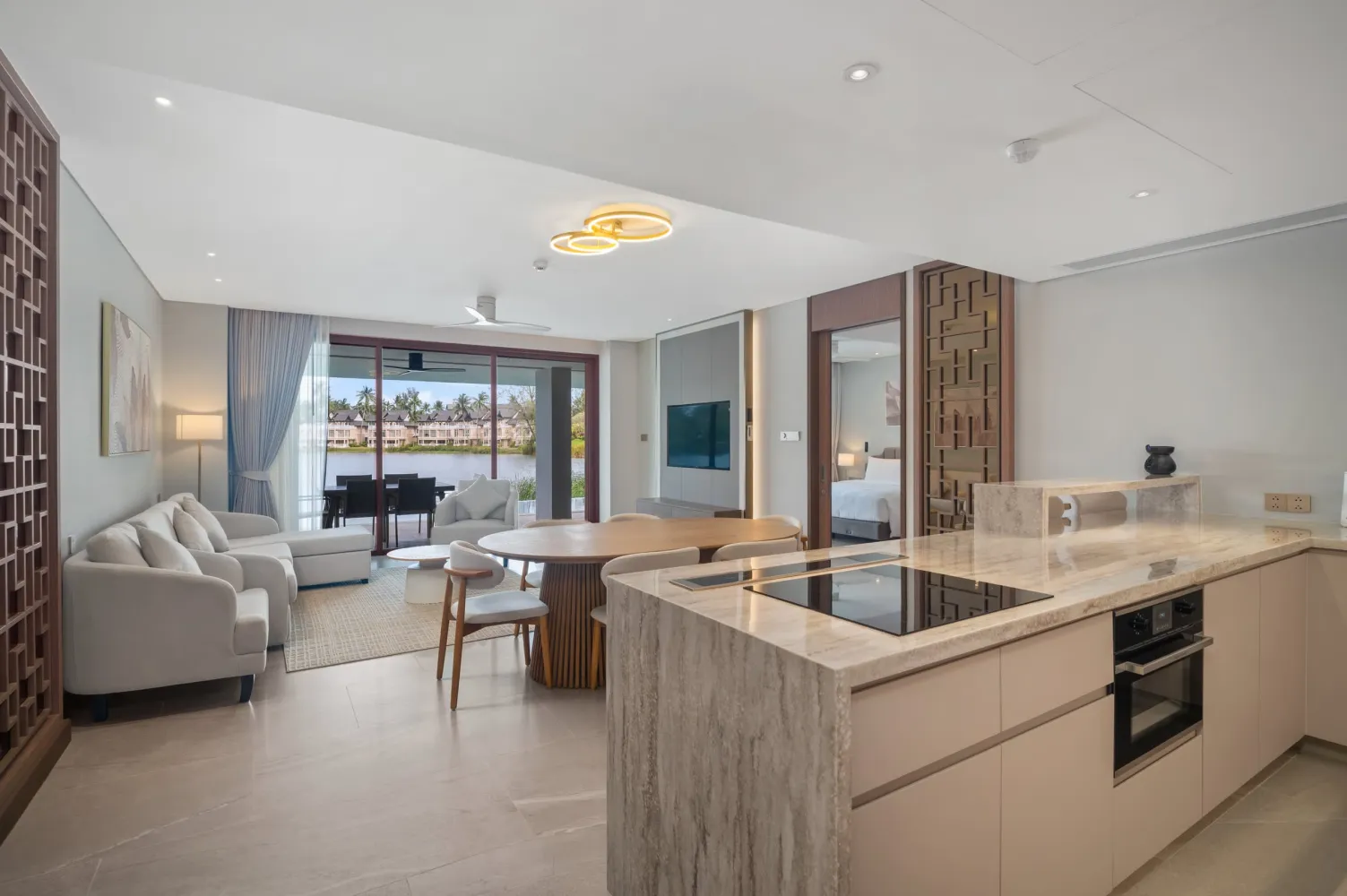 Property image - full photo 4