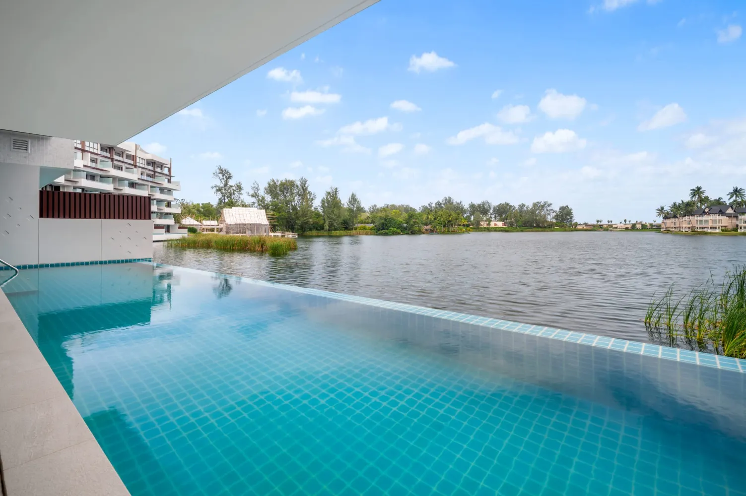 Property image - full photo 1