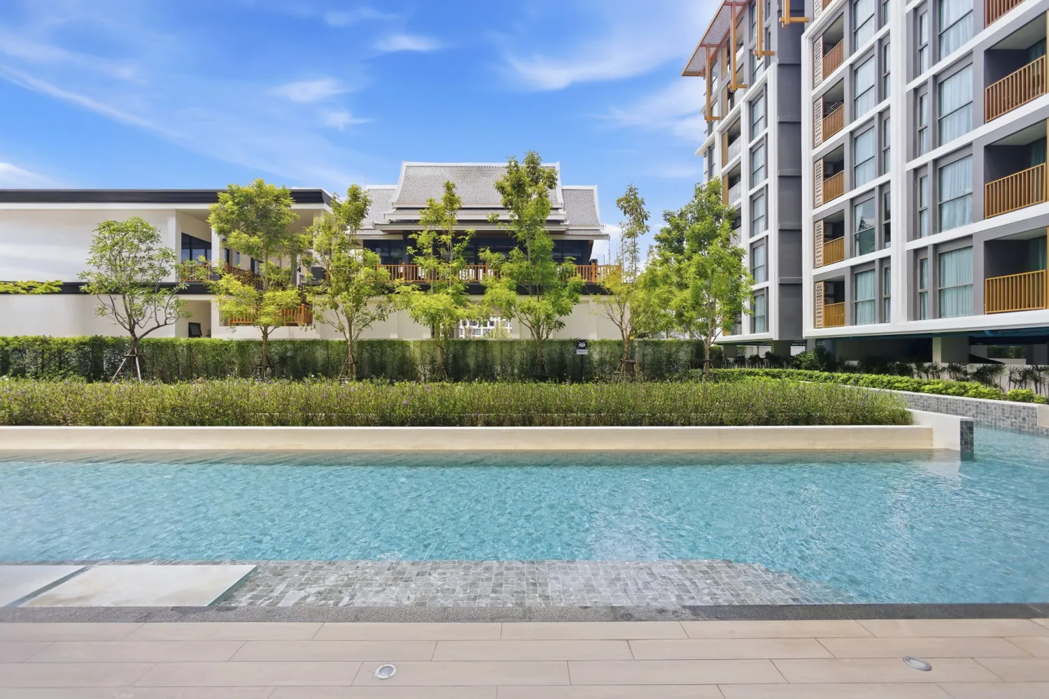 Property image - full photo 3