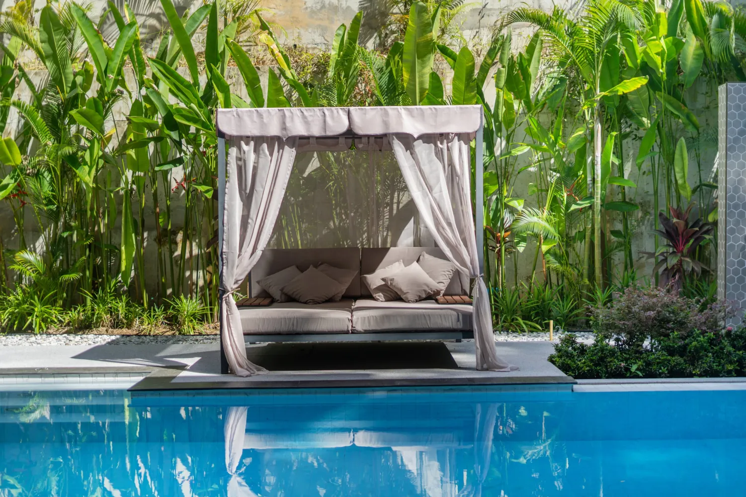 Property image - full photo 10