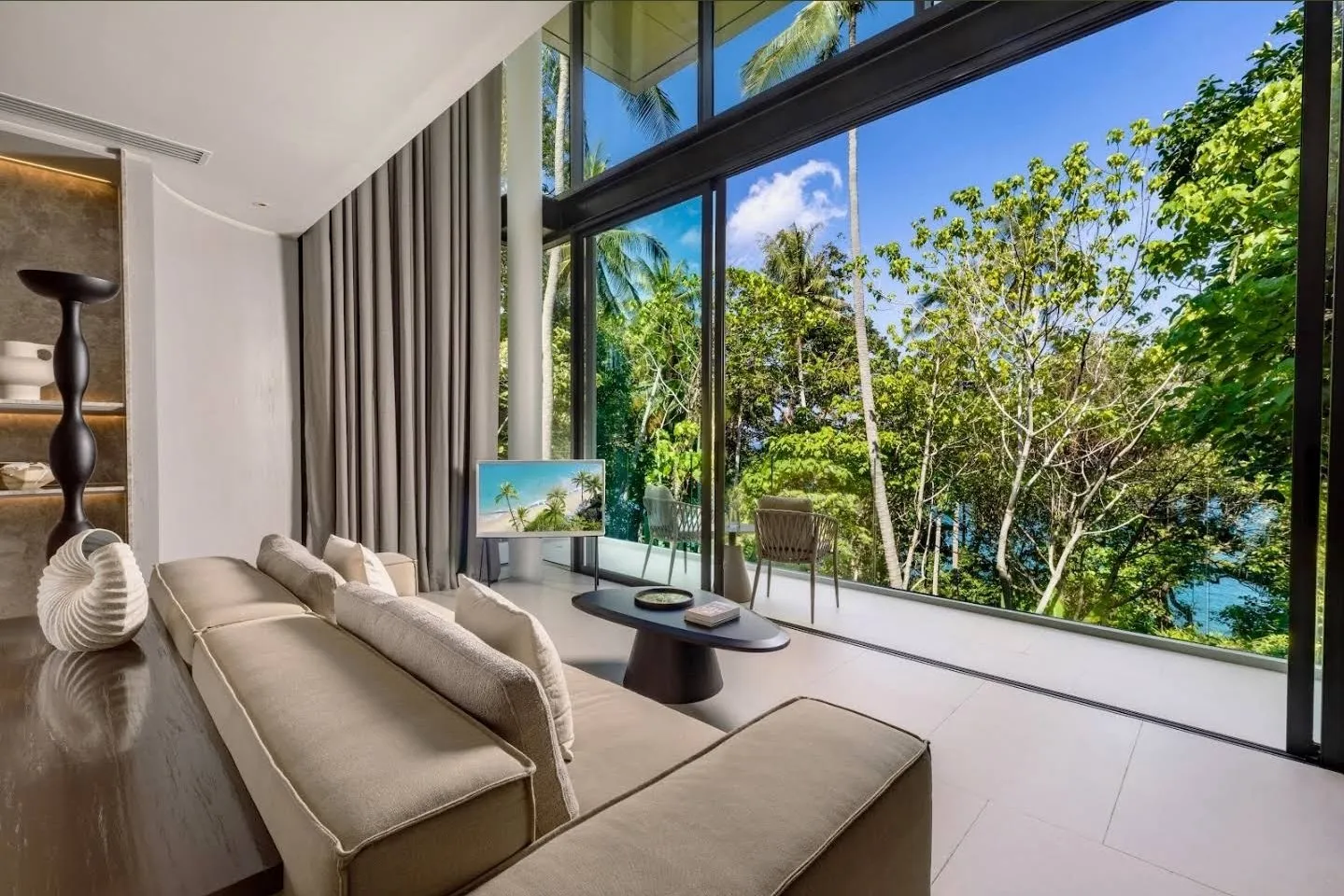 Property image - full photo 8