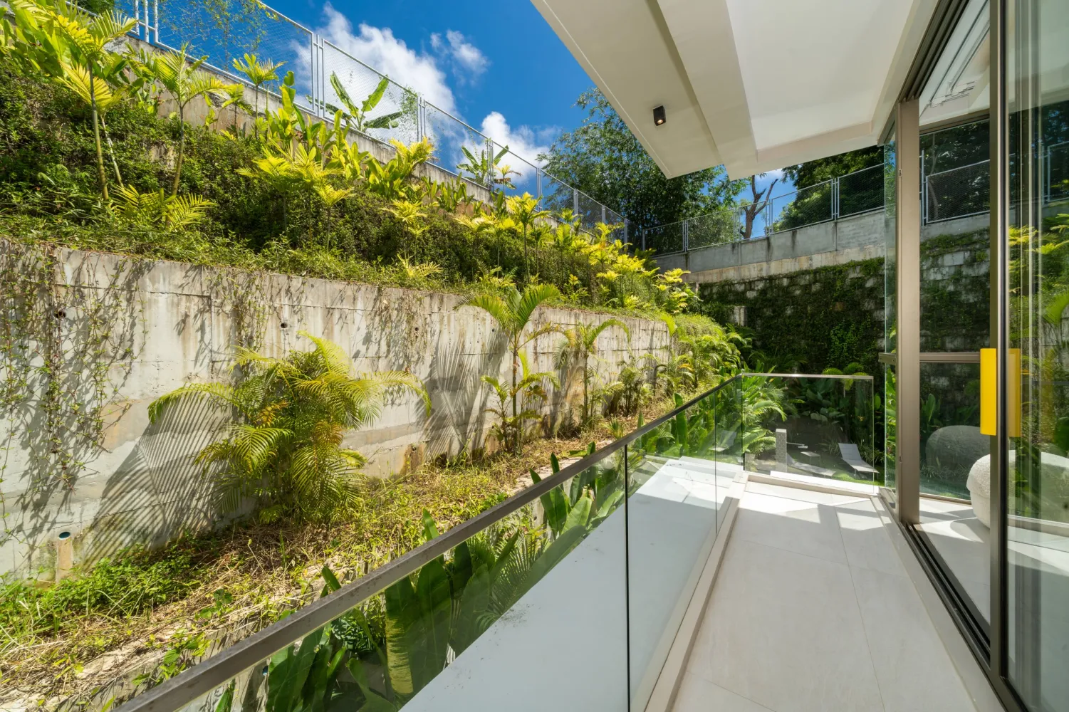 Property image - full photo 17