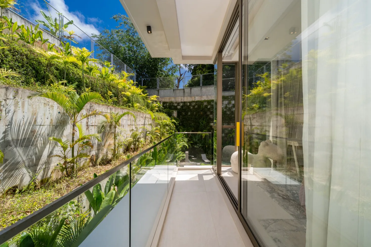 Property image - full photo 18