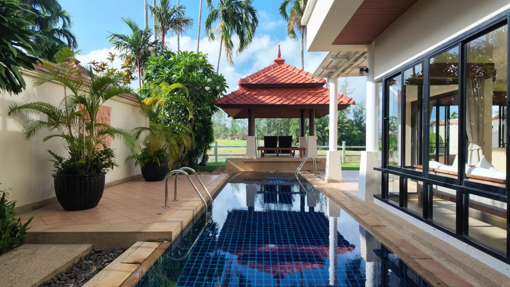 Property image - full photo 1