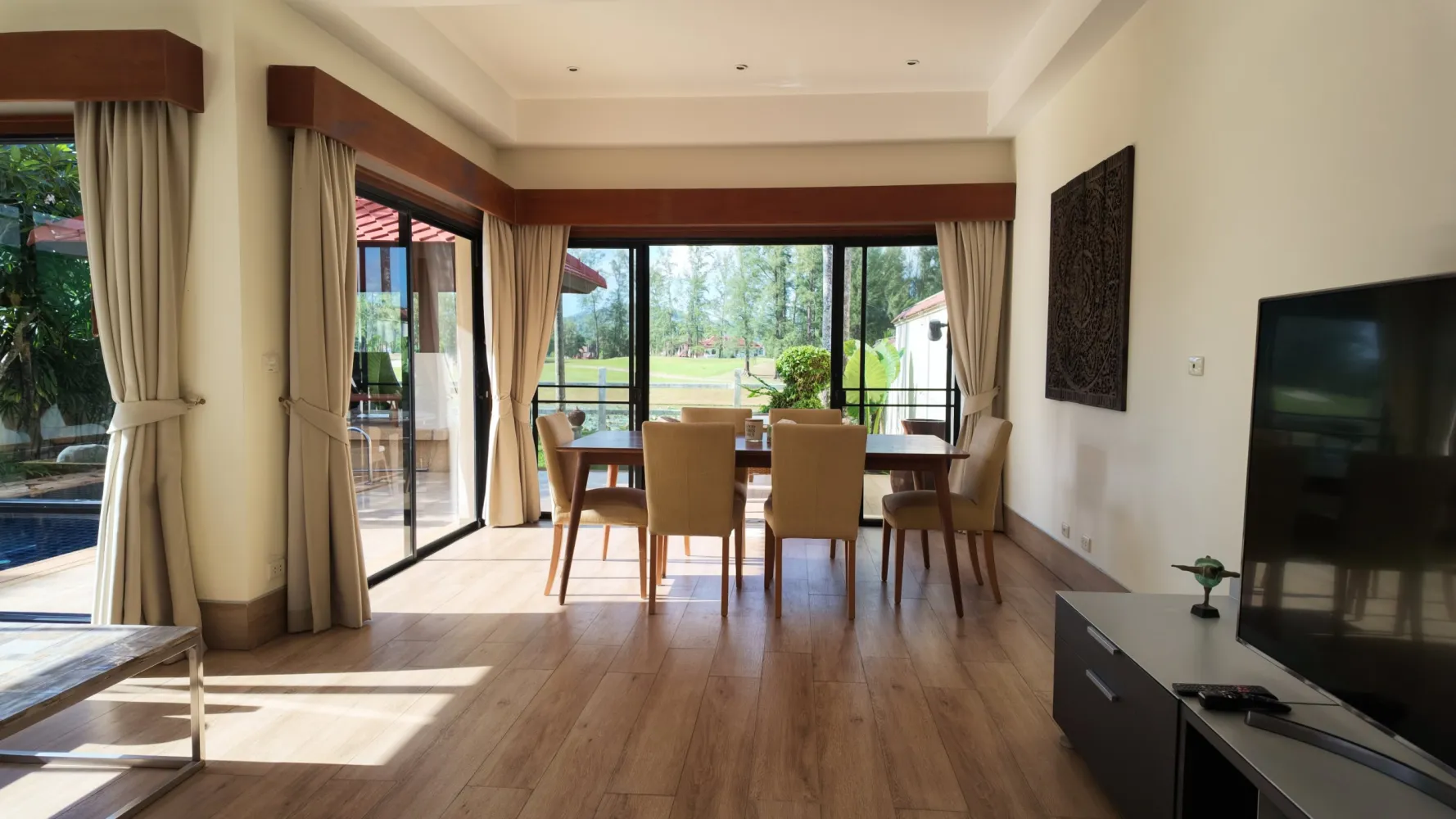 Property image - full photo 6