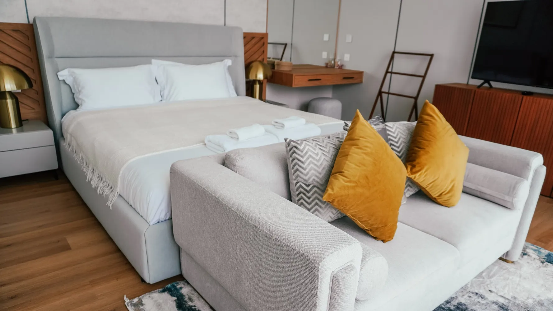 Property image - full photo 4