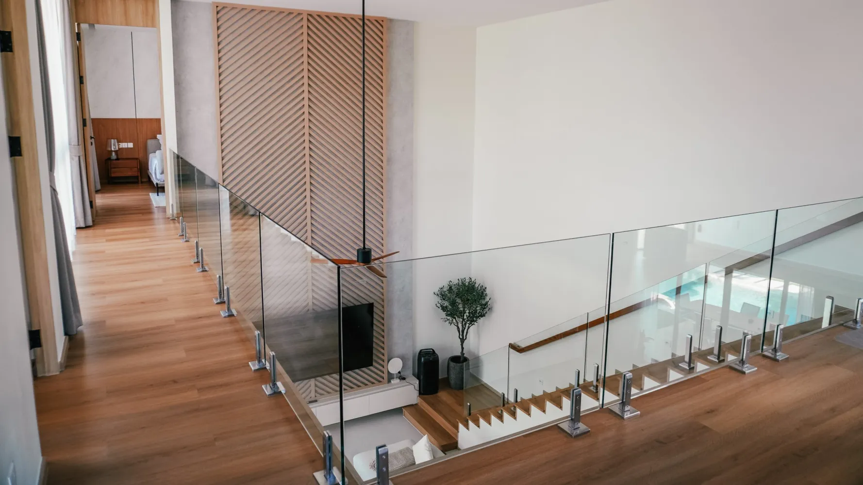 Property image - full photo 13