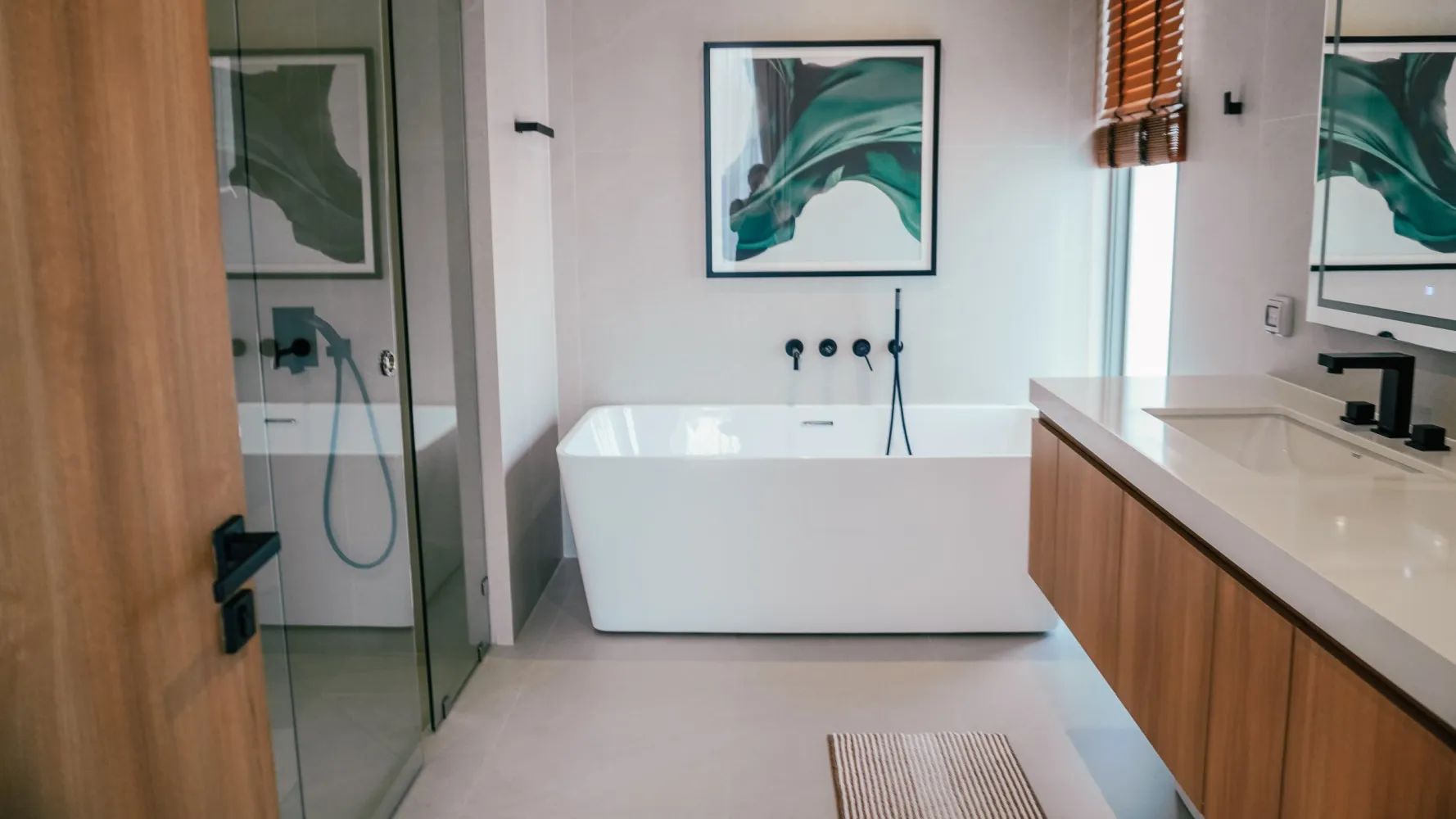 Property image - full photo 17