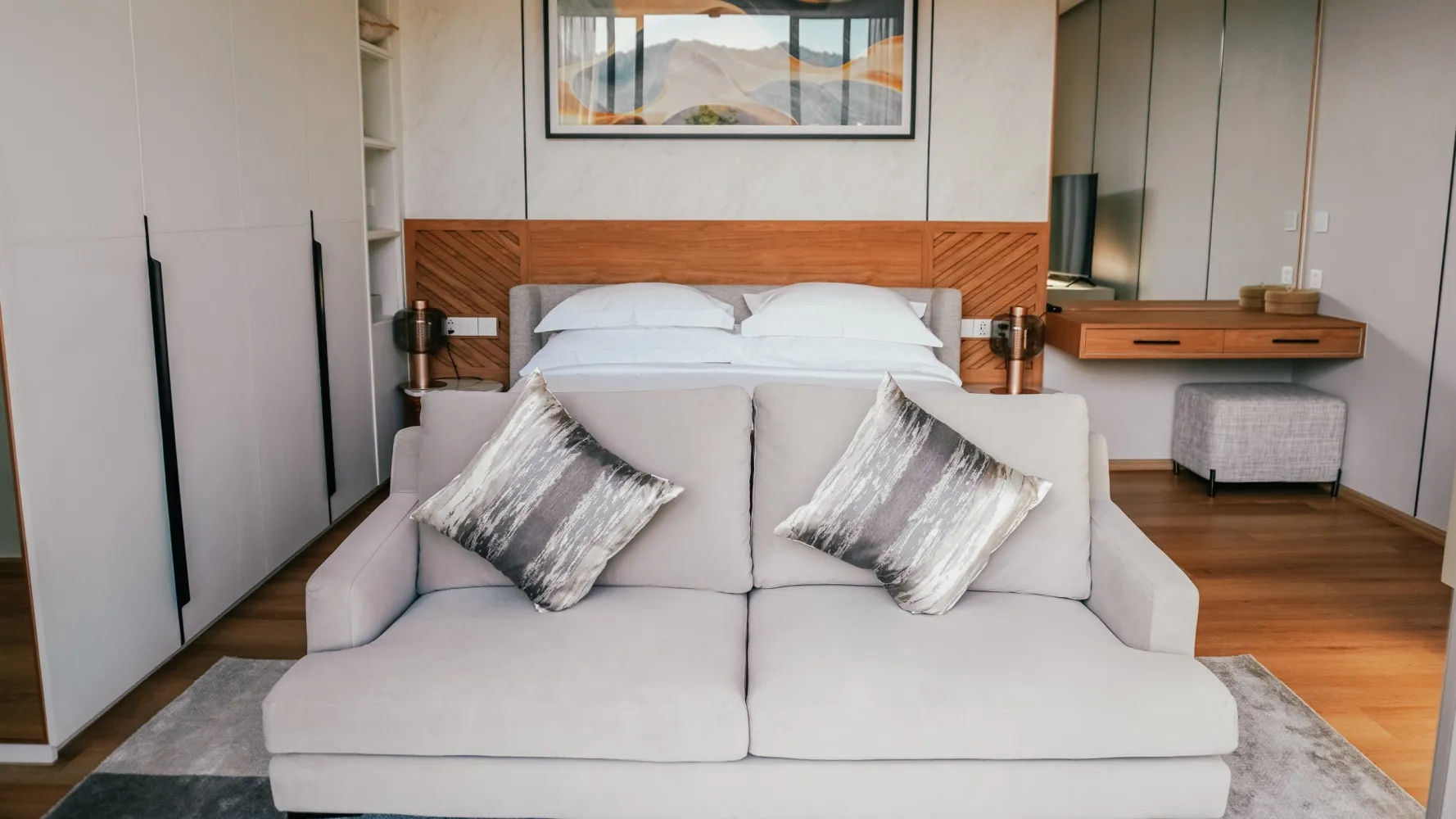 Property image - full photo 18