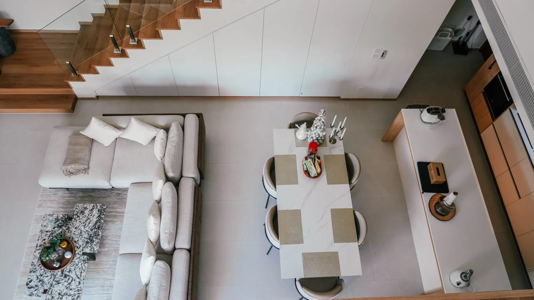 Property image - full photo 19