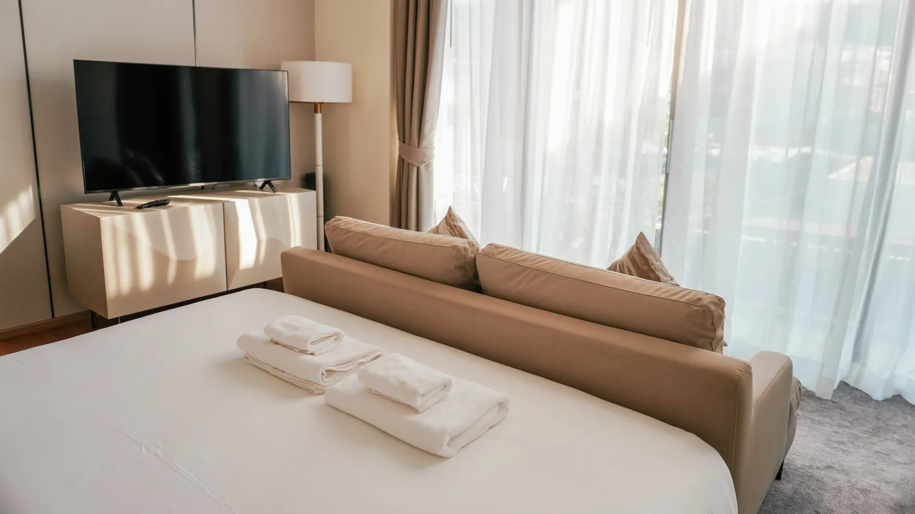 Property image - full photo 25