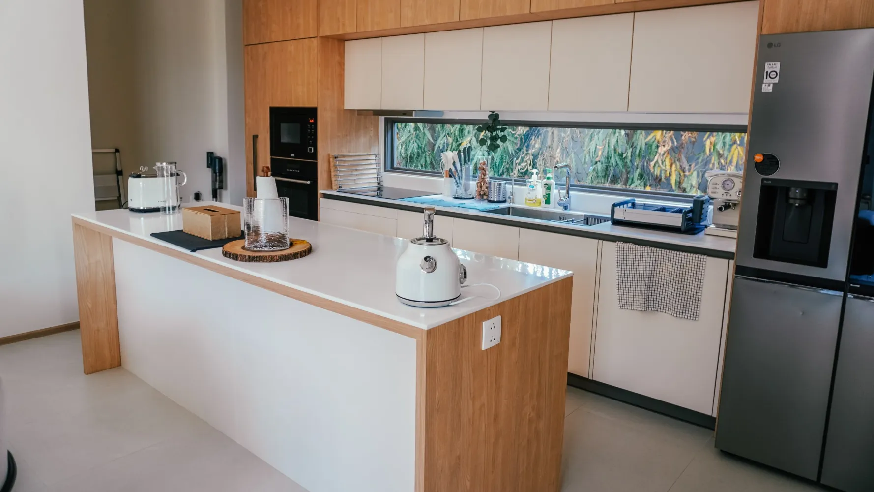 Property image - full photo 28