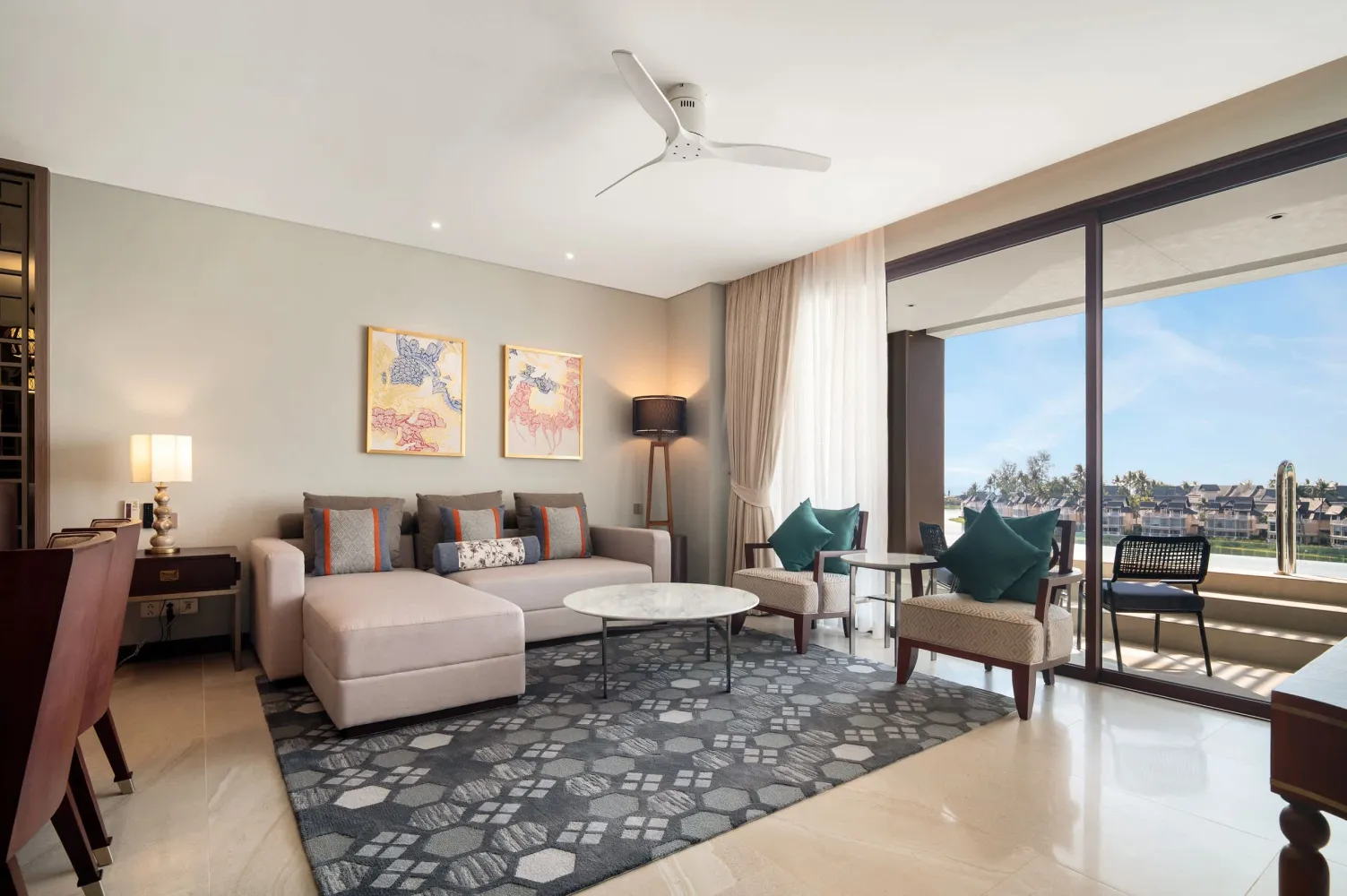 Property image - full photo 3
