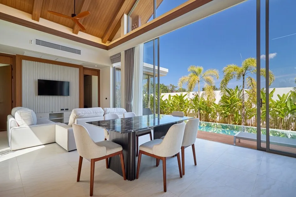 Property image - full photo 5