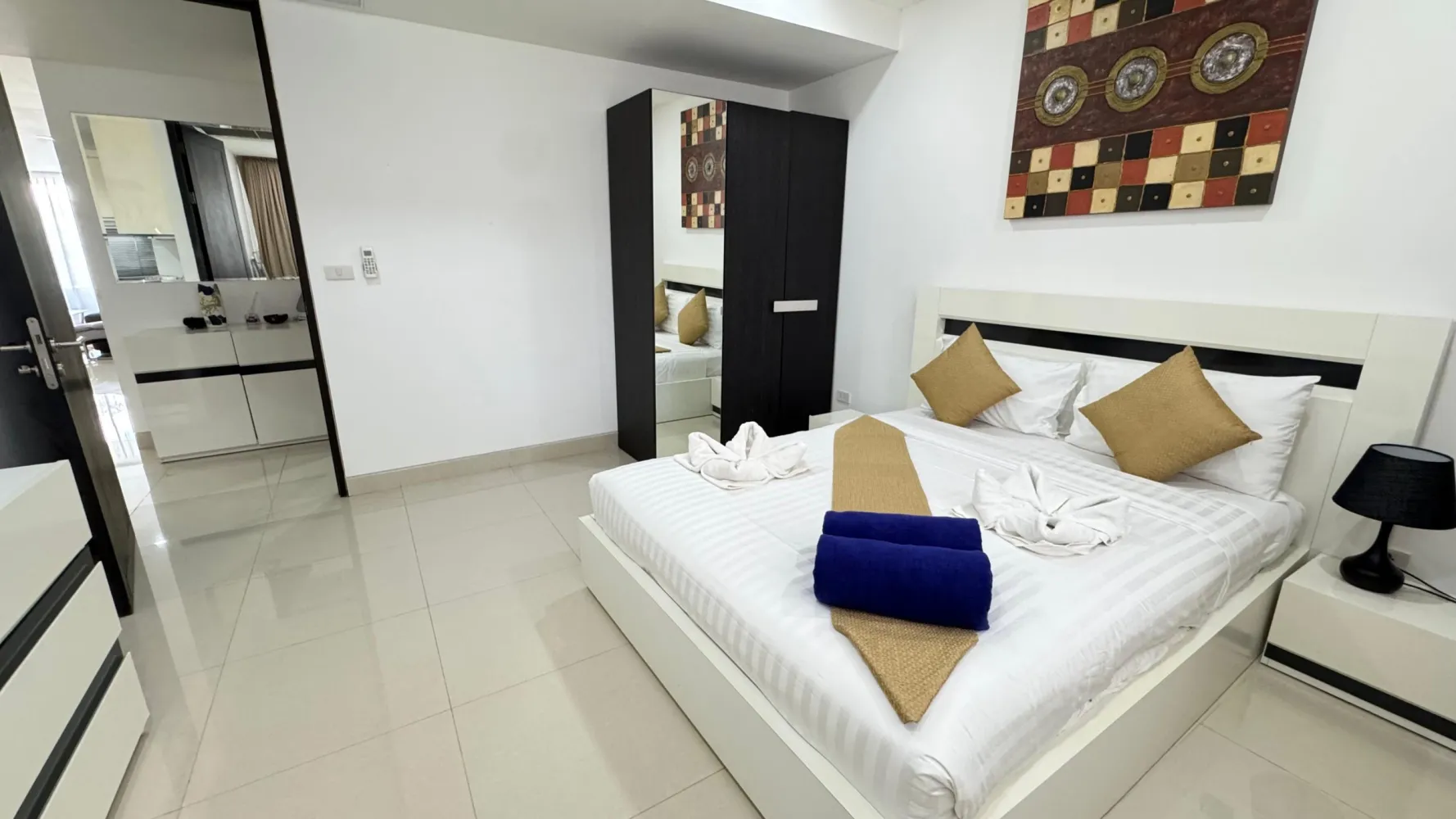 Property image - full photo 13