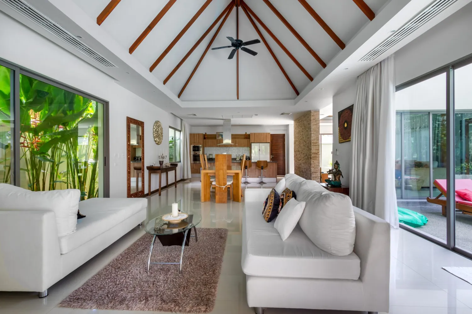 Property image - full photo 3