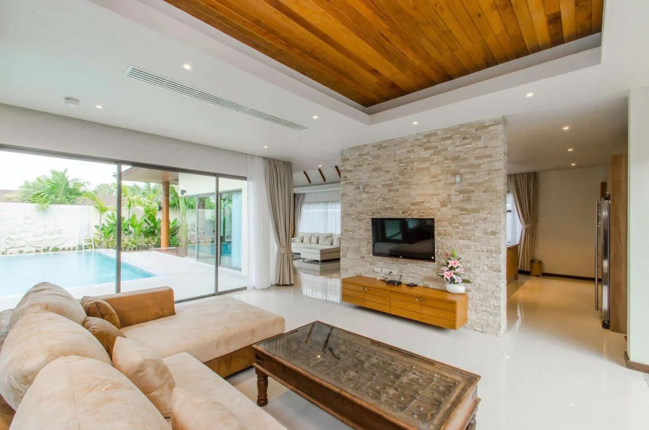 Property image - full photo 6