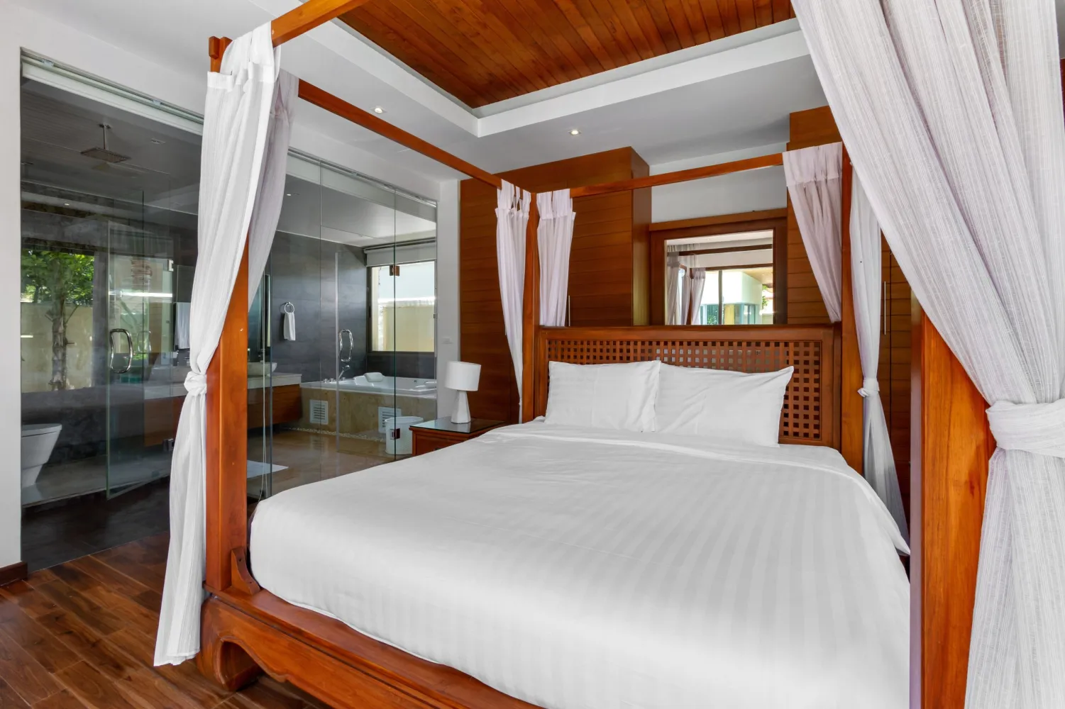 Property image - full photo 19