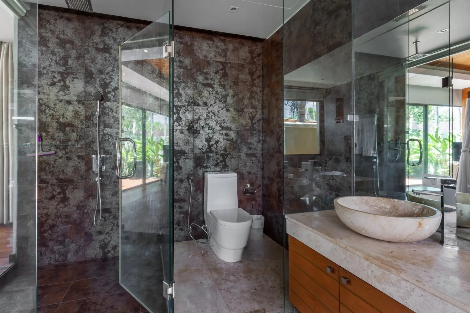 Property image - full photo 22