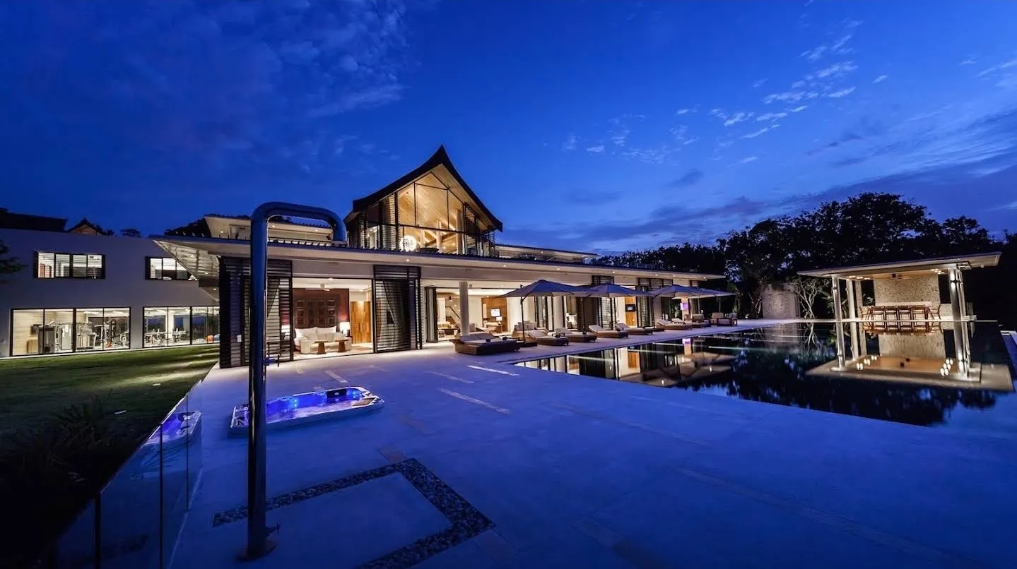 Property image - full photo 1