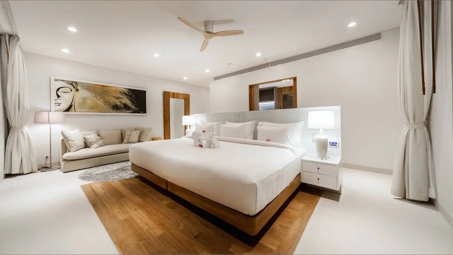 Property image - full photo 37
