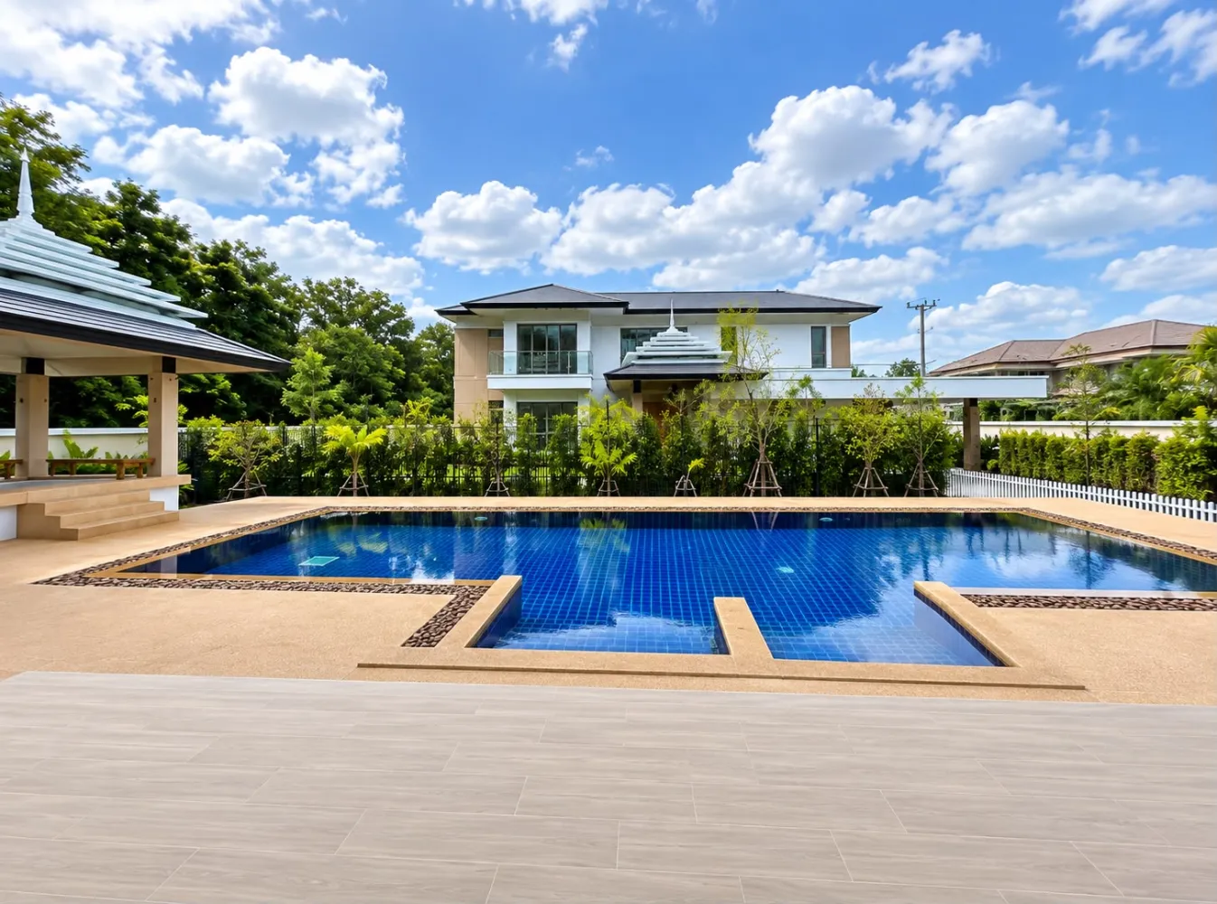Property image - full photo 8