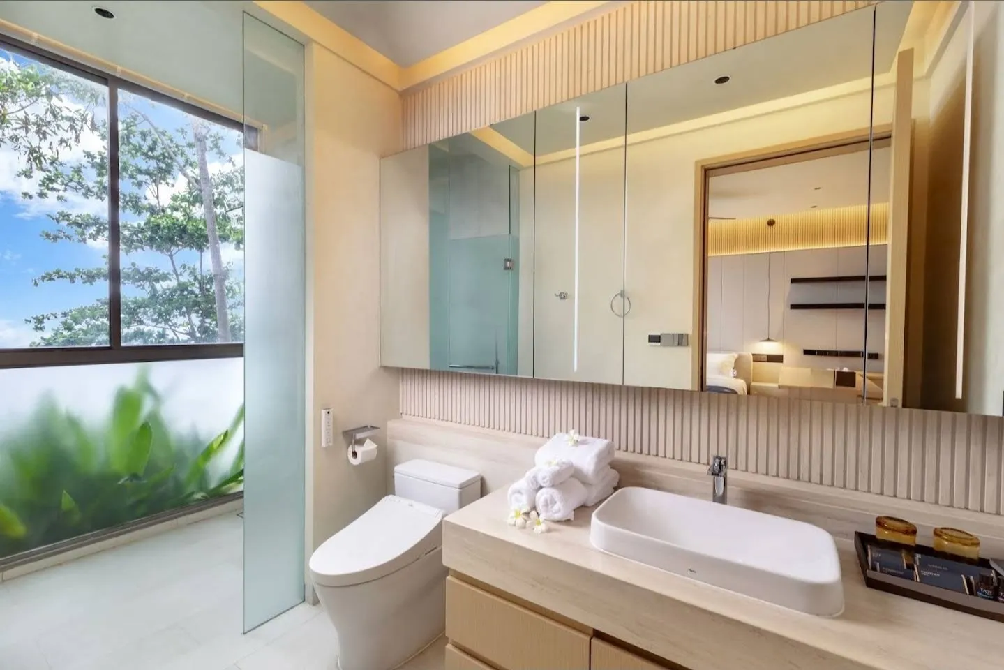 Property image - full photo 5