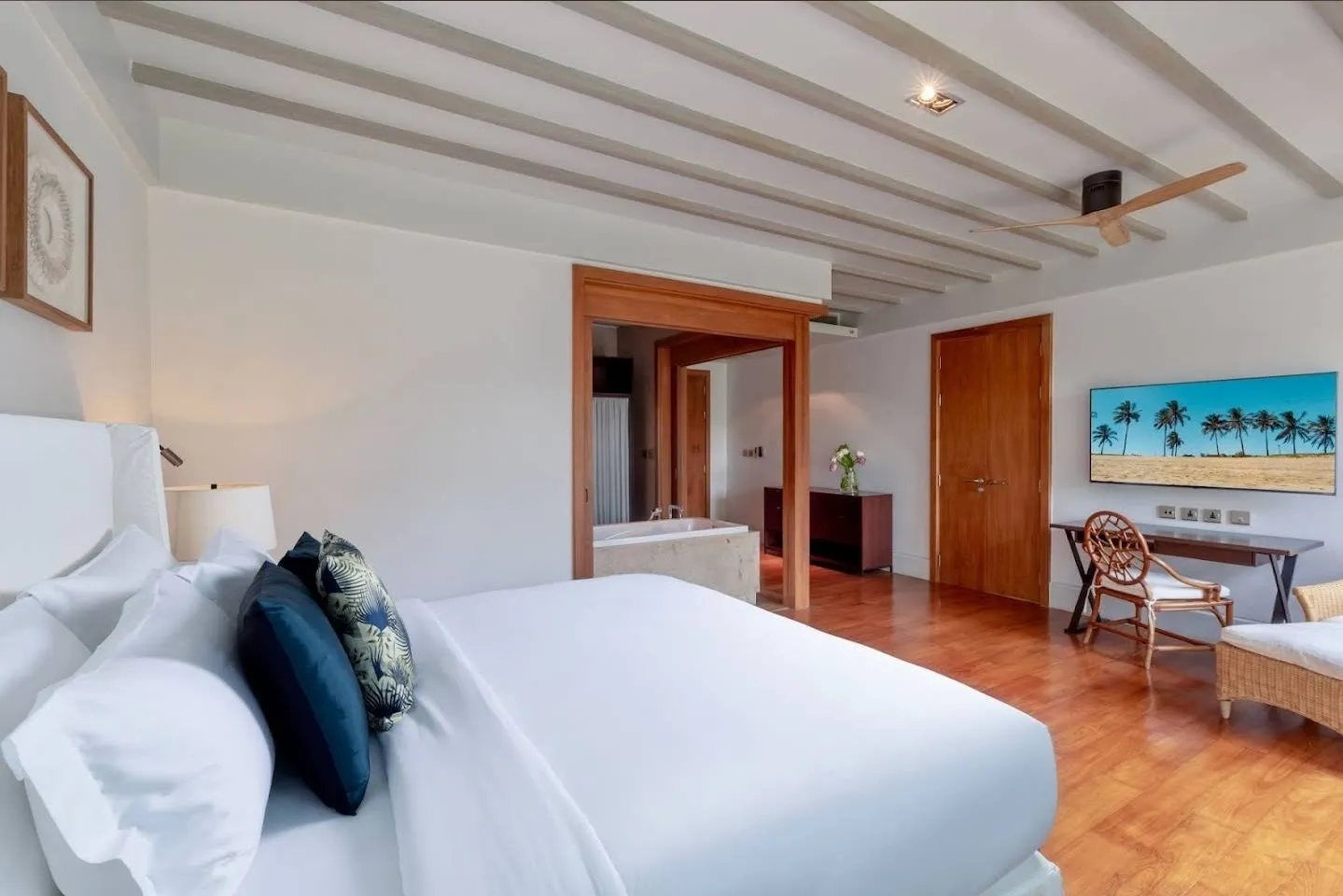 Property image - full photo 38