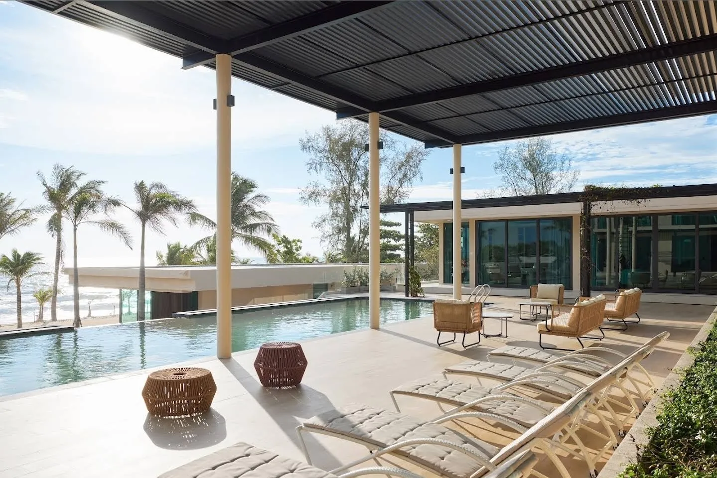 Property image - full photo 2