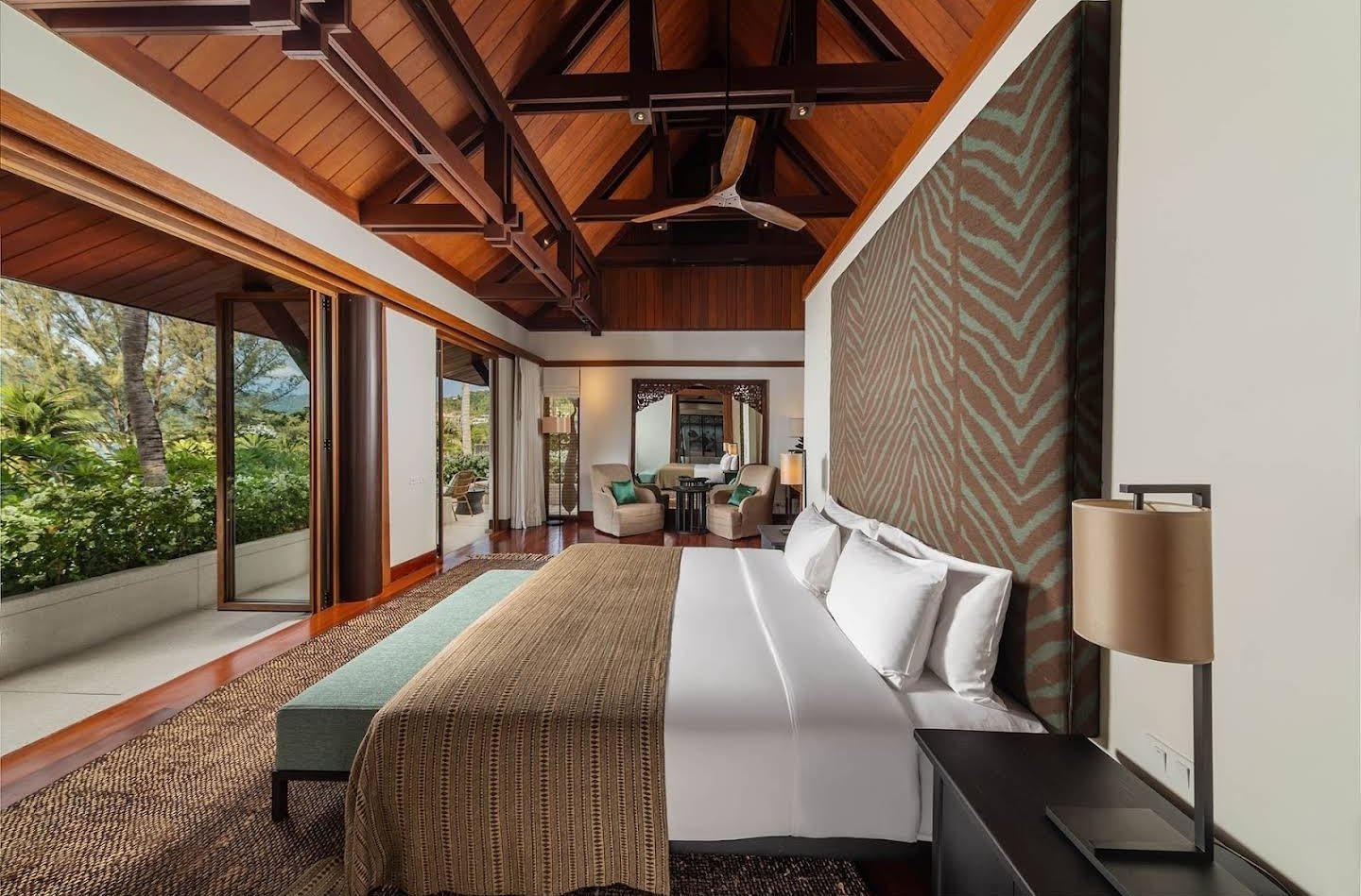 ​Villa Analaya — Luxury 6-Bedroom Beachfront Estate - full photo 29