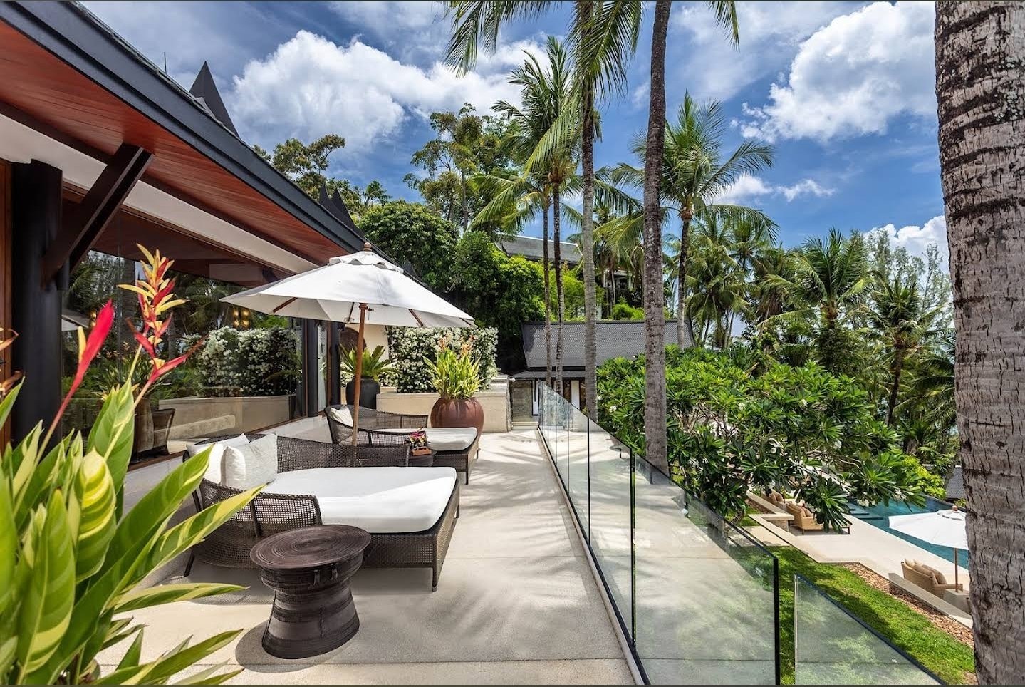​Villa Analaya — Luxury 6-Bedroom Beachfront Estate - full photo 42