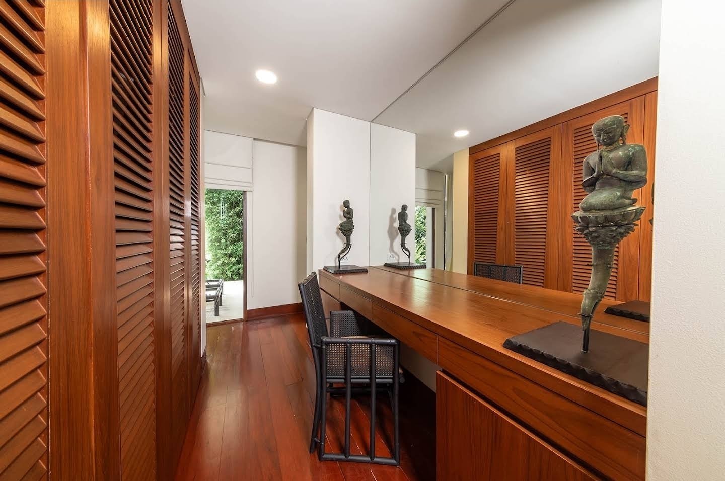 ​Villa Analaya — Luxury 6-Bedroom Beachfront Estate - full photo 35
