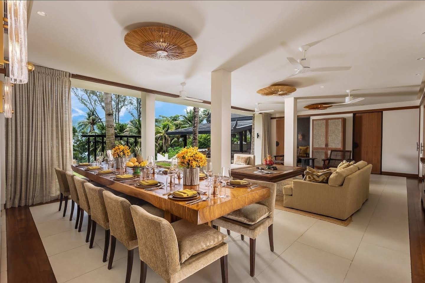 ​Villa Analaya — Luxury 6-Bedroom Beachfront Estate - full photo 24