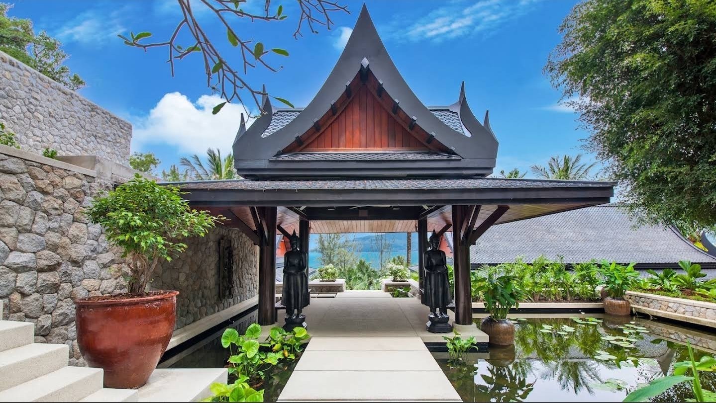 ​Villa Analaya — Luxury 6-Bedroom Beachfront Estate - full photo 7