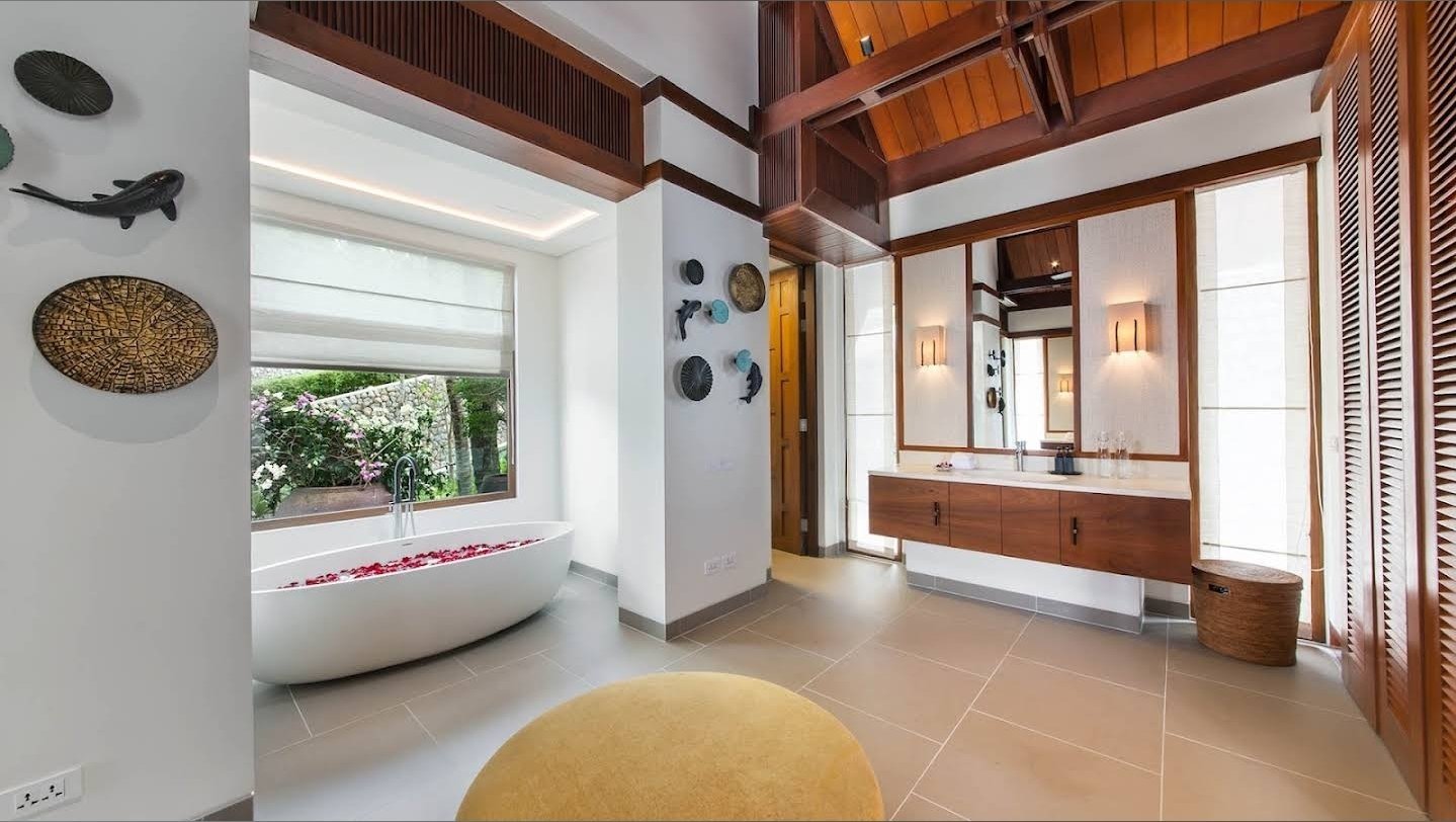 ​Villa Analaya — Luxury 6-Bedroom Beachfront Estate - full photo 41