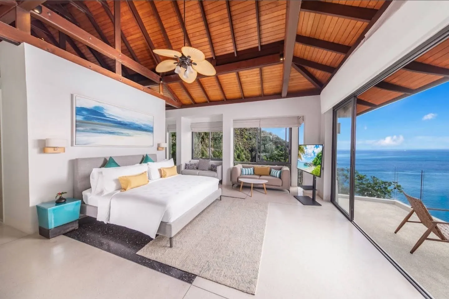 Villa La Prana — Luxury 7-Bedroom Oceanfront Estate - full photo 24