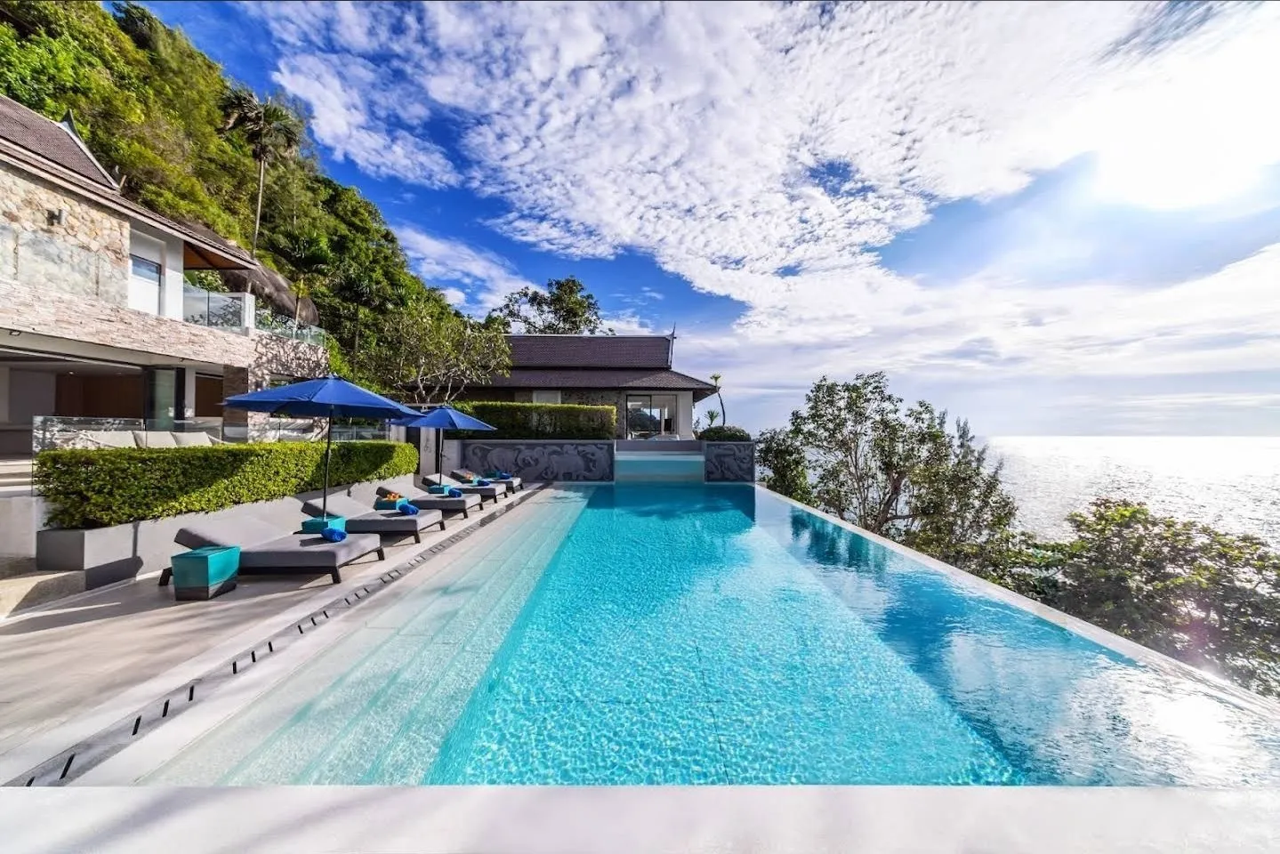 Villa La Prana — Luxury 7-Bedroom Oceanfront Estate - full photo 2