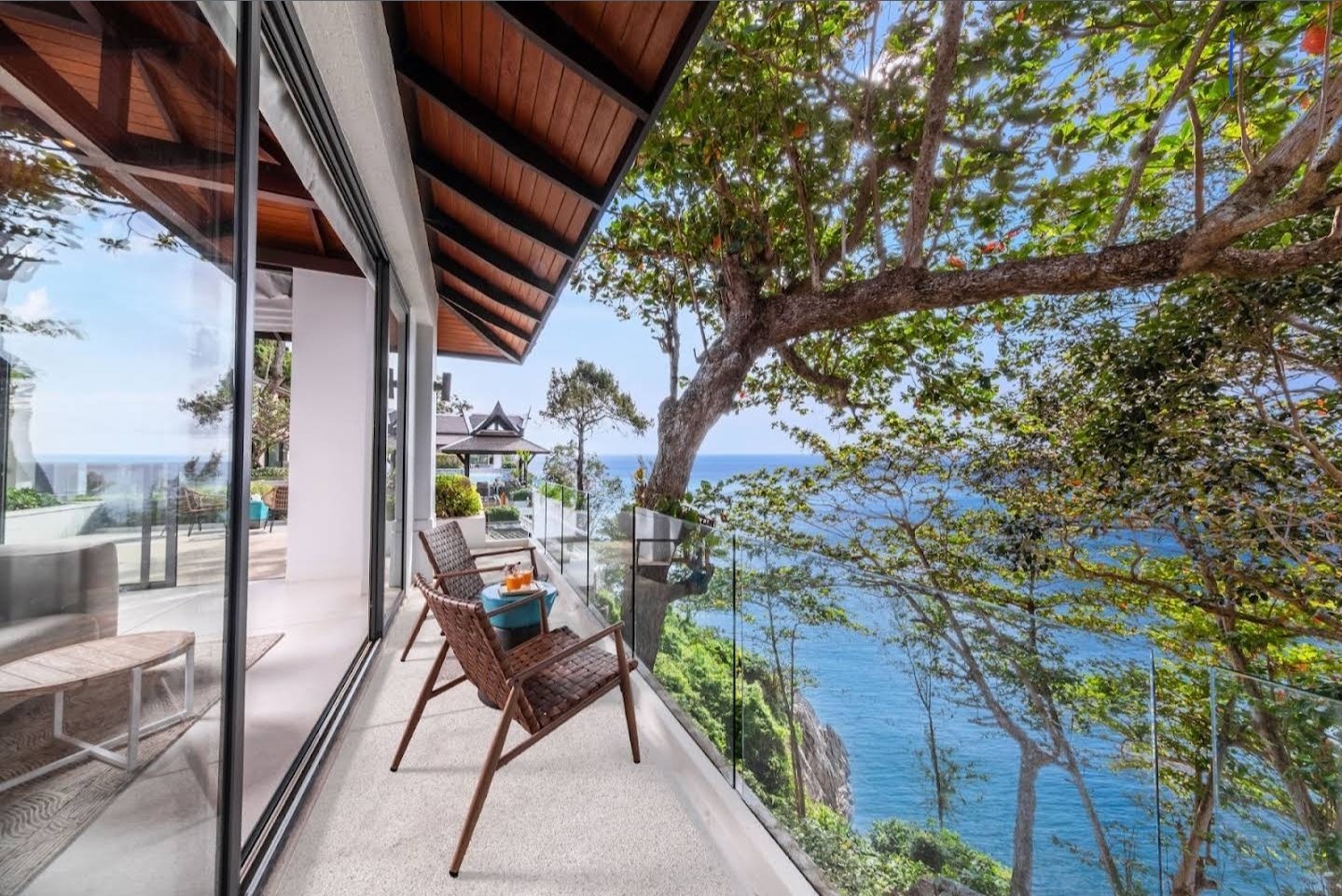 Villa La Prana — Luxury 7-Bedroom Oceanfront Estate - full photo 42