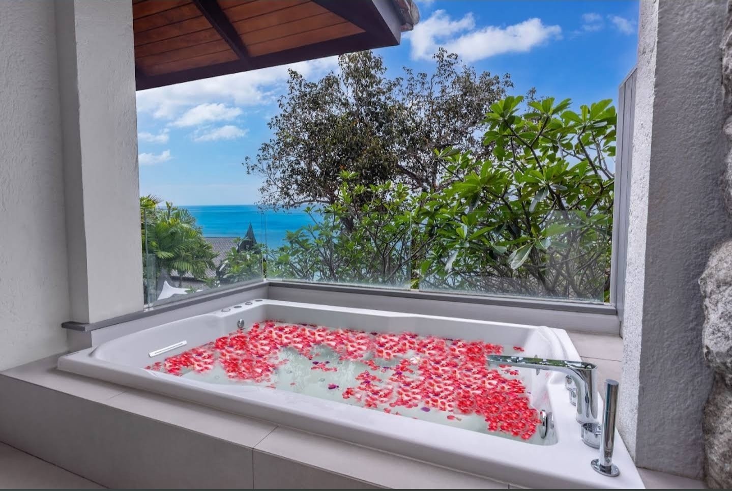 Villa La Prana — Luxury 7-Bedroom Oceanfront Estate - full photo 40