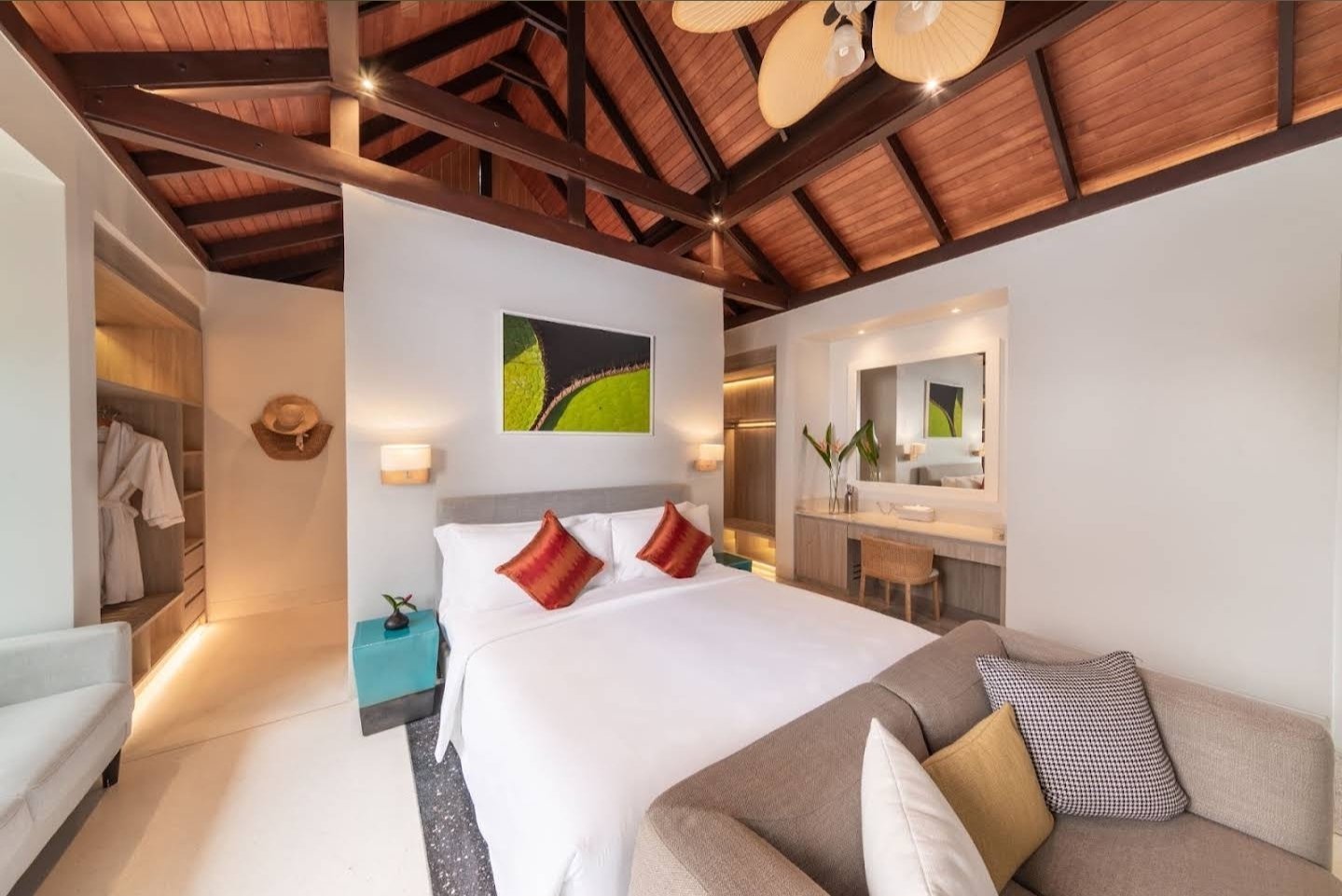 Villa La Prana — Luxury 7-Bedroom Oceanfront Estate - full photo 28