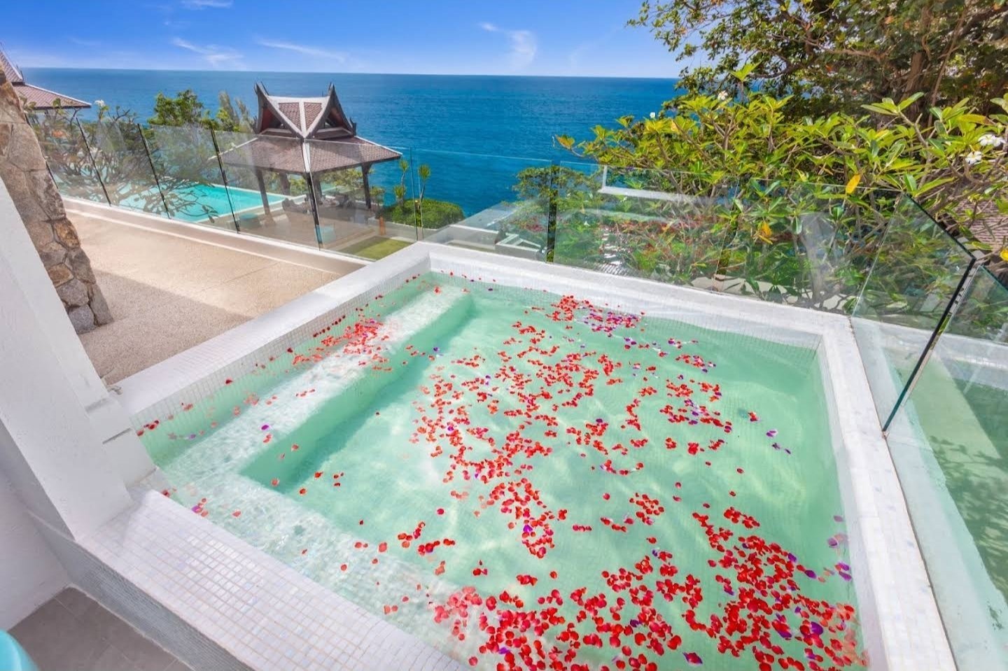 Villa La Prana — Luxury 7-Bedroom Oceanfront Estate - full photo 12