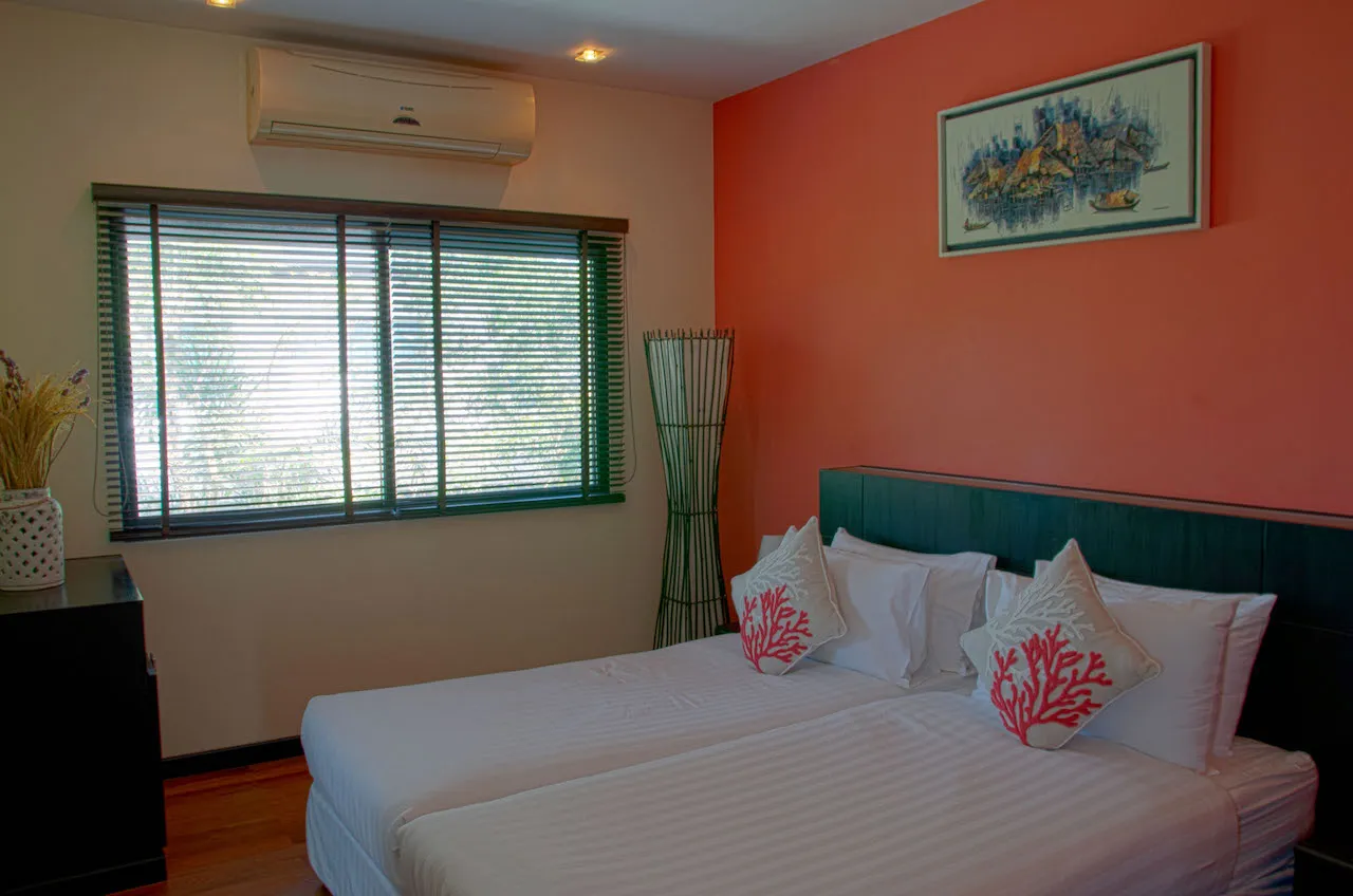 Property image - full photo 17