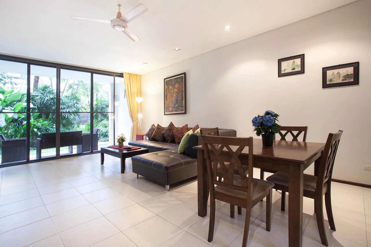 Property image - full photo 10