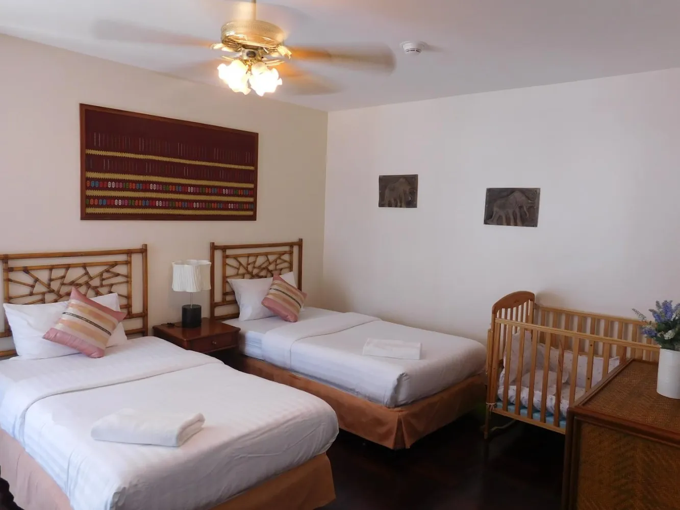 Property image - full photo 5