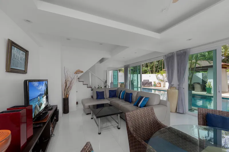 Property image - full photo 36
