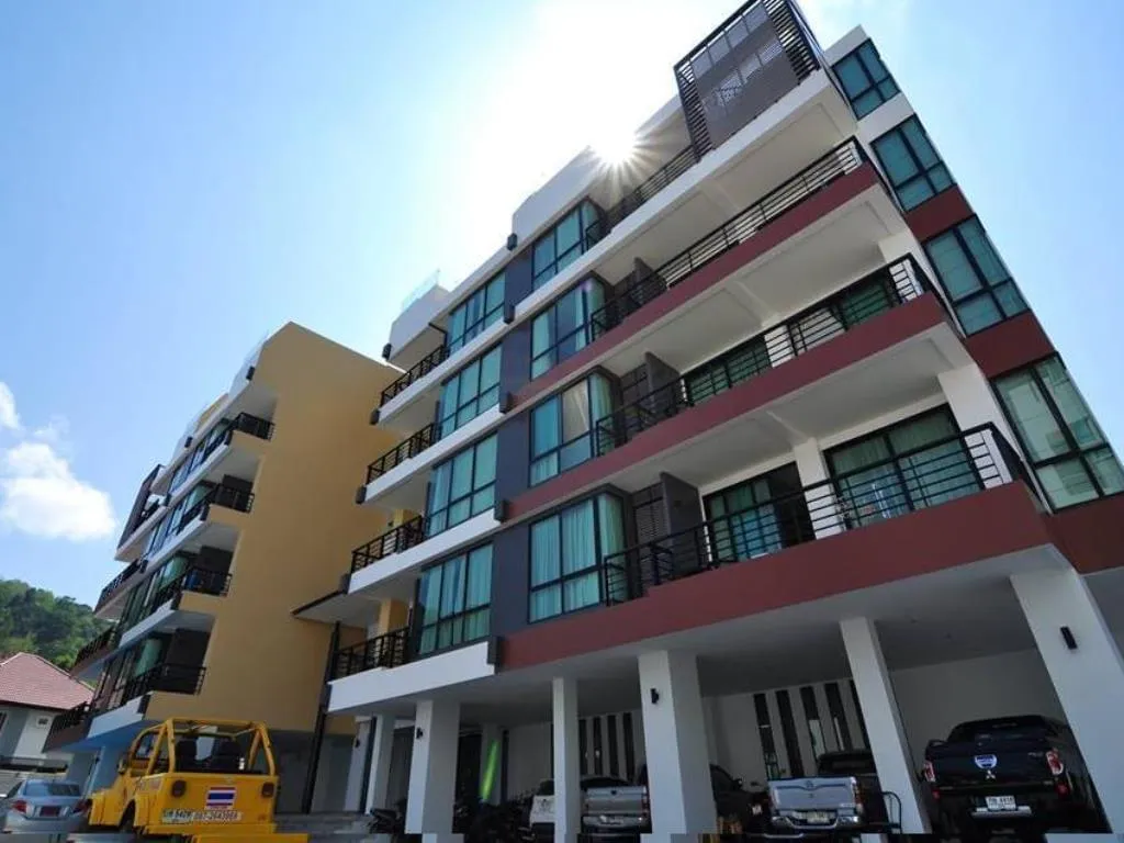 Property image - full photo 11